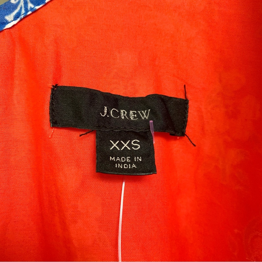 ❗️SALE❗️ J.Crew Ruffle V Neck Top - Picture 3 of 7